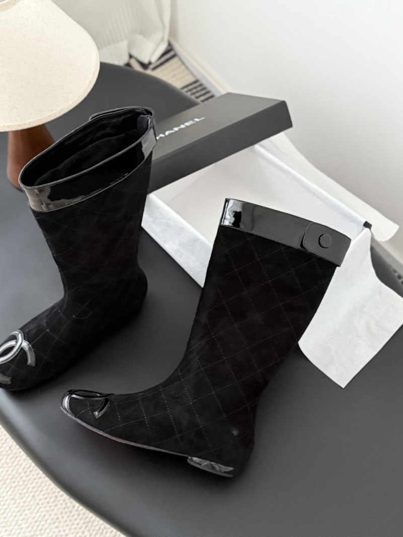 Ch**el boots